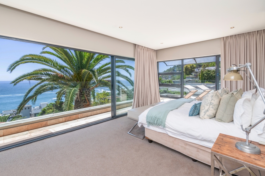 To Let 4 Bedroom Property for Rent in Clifton Western Cape
